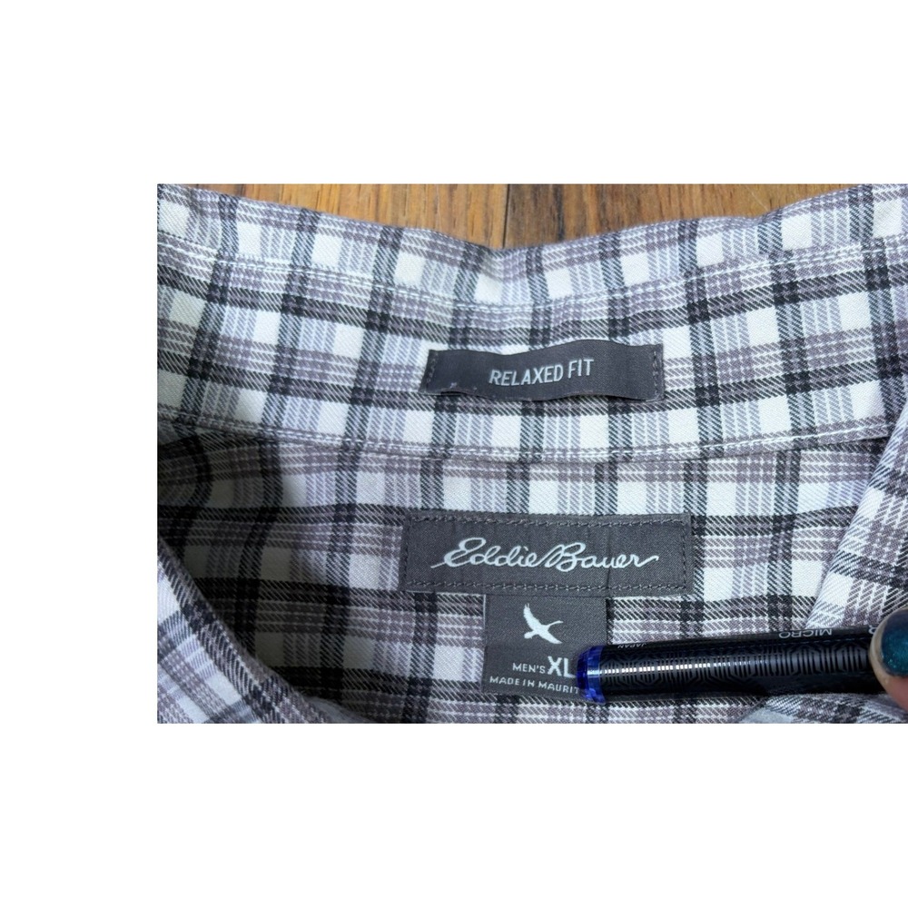 Eddie Bauer Men's XL Gray Plaid Cotton Relaxed Fit Button Down Shirt - Picture 6 of 9